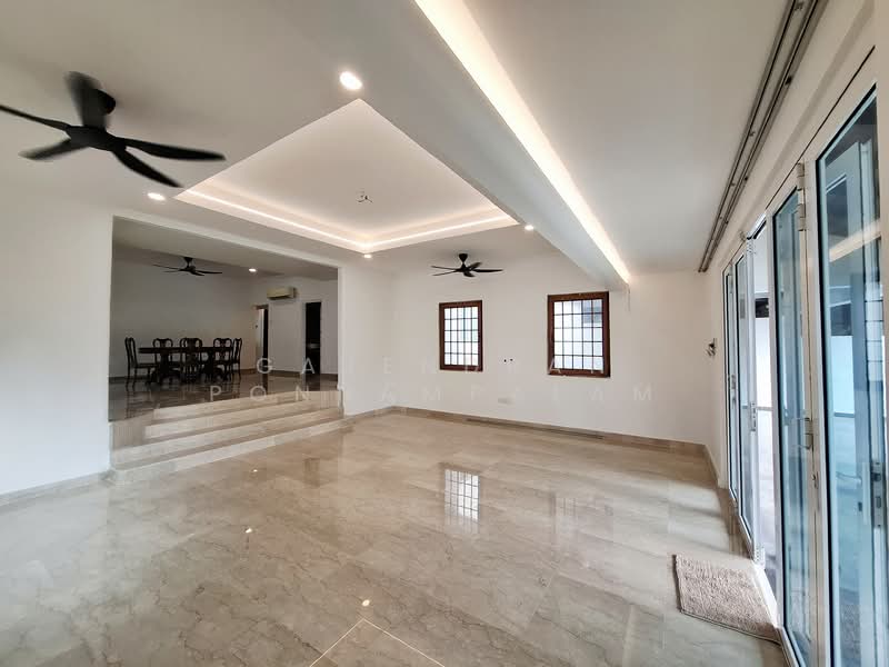 Semi-Detached House for Rent in Seksyen 17 (Petaling Jaya) - GAJENDRAN PONNAMPALAM - Living Room - PropertyGuru.com.my