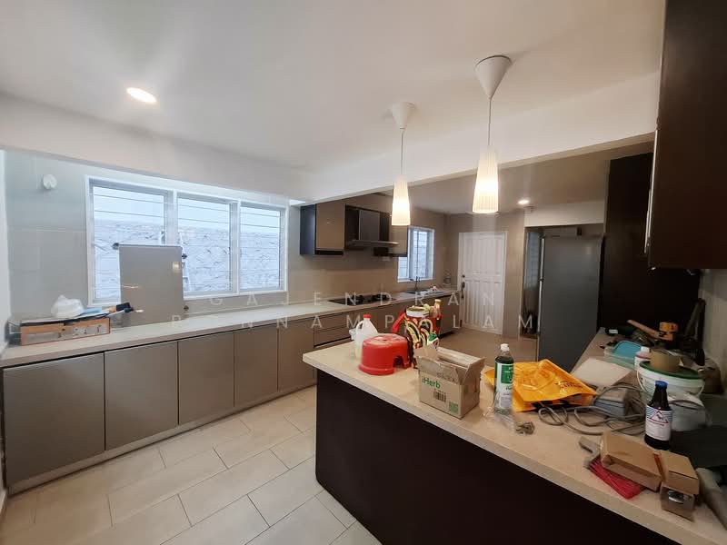 Semi-Detached House for Rent in Seksyen 17 (Petaling Jaya) - GAJENDRAN PONNAMPALAM - Kitchen - PropertyGuru.com.my
