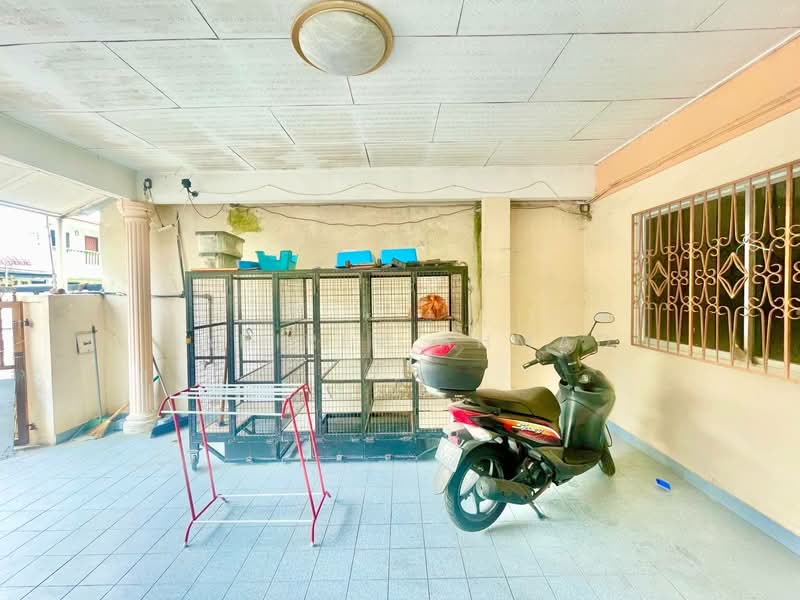 Rumah Teres 2 Tingkat untuk Dijual di Taman Sri Gombak (Gombak) - Sabirin Ahmad - Exterior - PropertyGuru.com.my