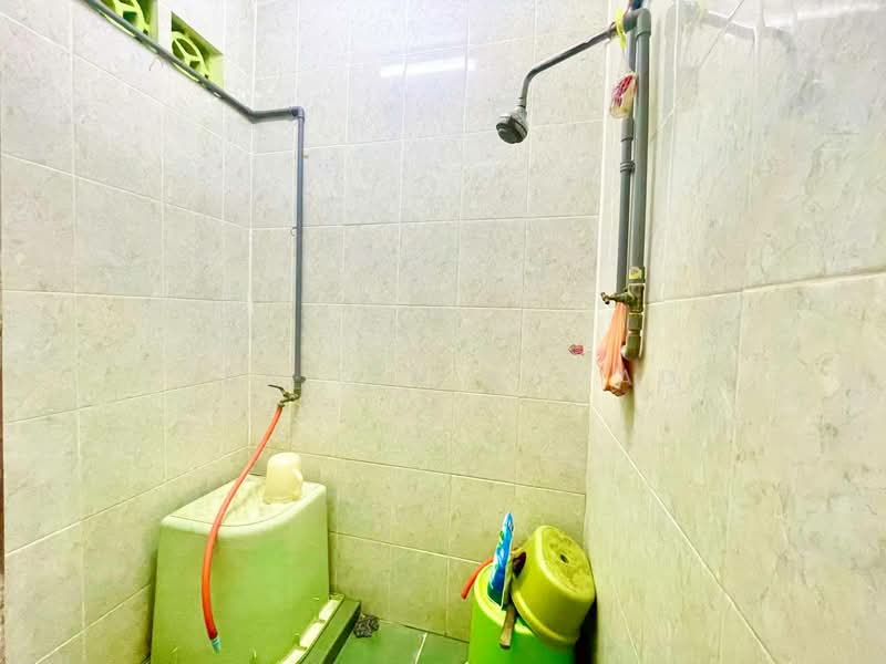 Rumah Teres 2 Tingkat untuk Dijual di Taman Sri Gombak (Gombak) - Sabirin Ahmad - Bathroom - PropertyGuru.com.my