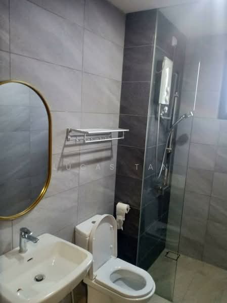 Condominium for Rent at Bennington Residences @ SkyArena - Lucas Tan - Bathroom - PropertyGuru.com.my