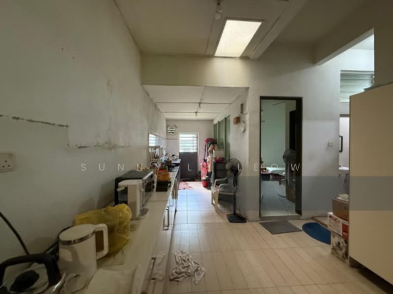 3-storey Terraced House for Sale in Kota Damansara (Selangor) - Sunny LH Leow - Kitchen - PropertyGuru.com.my