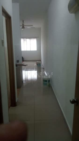Rumah Flat untuk Dijual di Seri Pulai - Syazue Wanie - Corridor - PropertyGuru.com.my