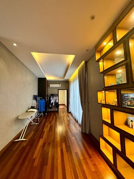 Bungalow for Sale in Country Heights (Kajang) - Nurain . - Corridor - PropertyGuru.com.my