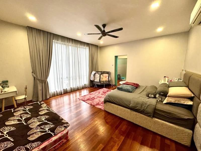 Bungalow for Sale in Country Heights (Kajang) - Nurain . - Bedroom - PropertyGuru.com.my