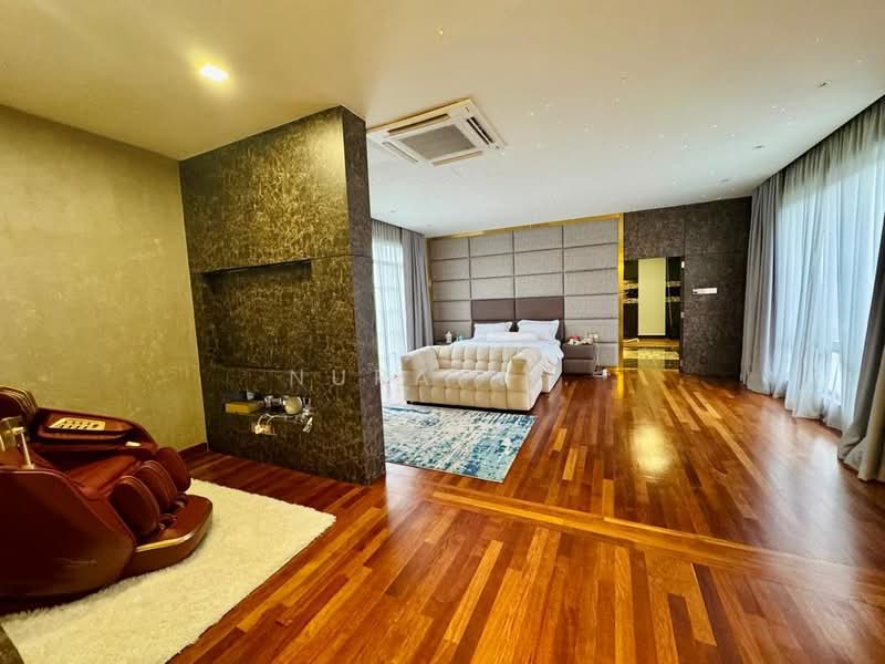 Bungalow for Sale in Country Heights (Kajang) - Nurain . - Bedroom - PropertyGuru.com.my