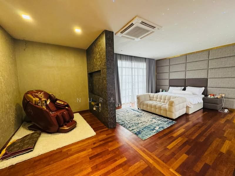 Bungalow for Sale in Country Heights (Kajang) - Nurain . - Bedroom - PropertyGuru.com.my