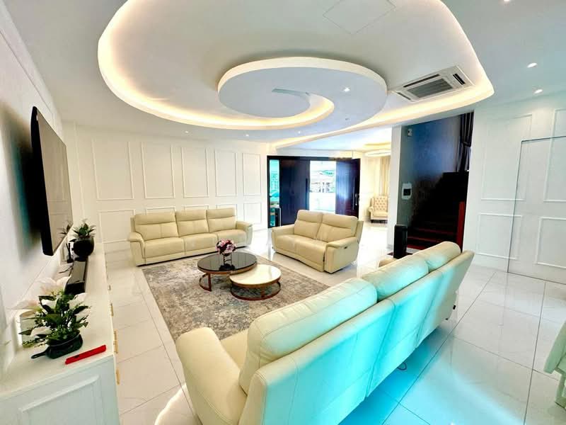 Bungalow for Sale in Country Heights (Kajang) - Nurain . - Living Room - PropertyGuru.com.my