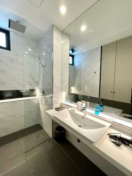 Servis Apartment untuk Dijual di City of Dreams - KK Kwok - Bathroom - PropertyGuru.com.my