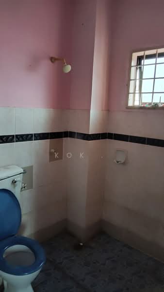 Terraced House for Sale in Ipoh (Perak) - Kok . - Bathroom - PropertyGuru.com.my