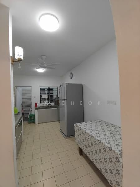 Rumah Teres 2 Tingkat untuk Disewa di Bandar Damai Perdana (Cheras) - MC Cheok - Kitchen - PropertyGuru.com.my