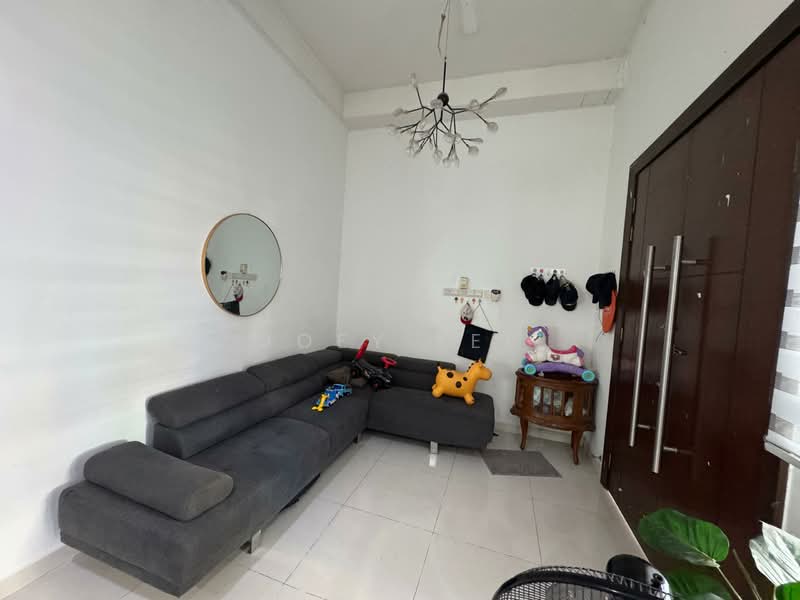 Rumah Berkembar untuk Dijual di Laman Rimbunan (Kepong) - Joey Lee - Living Room - PropertyGuru.com.my