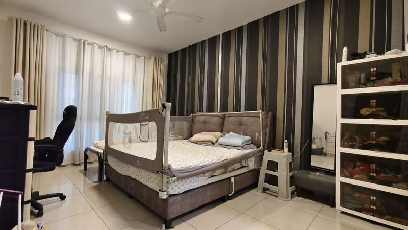 Service Residence for Sale at Seasons Amara Larkin - Yee Hsin - Bedroom - PropertyGuru.com.my