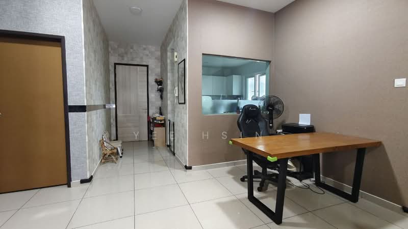 Service Residence for Sale at Seasons Amara Larkin - Yee Hsin - Interior - PropertyGuru.com.my