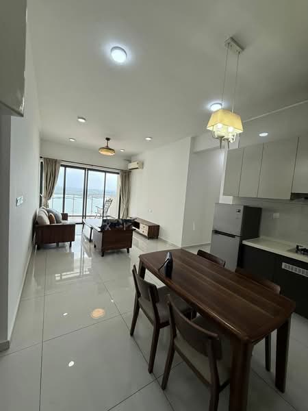 Kondominium untuk Dijual di Kings Bay @ Country Garden Danga Bay - Xin Yi - Living Room - PropertyGuru.com.my