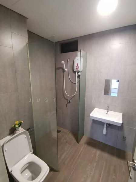 Servis Apartment untuk Disewa di Geo Bukit Rimau - Justin Tan - Bathroom - PropertyGuru.com.my
