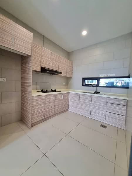 Rumah Teres 3 Tingkat untuk Disewa di Desa Parkcity (Kuala Lumpur) - Grace Ho - Kitchen - PropertyGuru.com.my