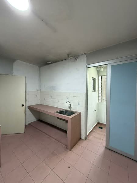 Condominium for Rent at Sri Angsana Hilir - Kew . - PropertyGuru.com.my