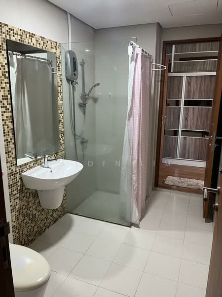 Condominium for Rent at Central Park condominium - Cayden Lim - Bathroom - PropertyGuru.com.my