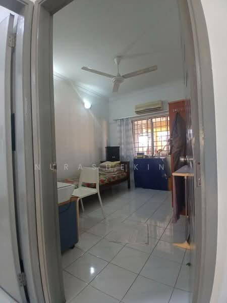 Rumah Teres 1 Tingkat untuk Dijual di Taman Melawati (Ulu Kelang) - Nurashekin . - Bedroom - PropertyGuru.com.my