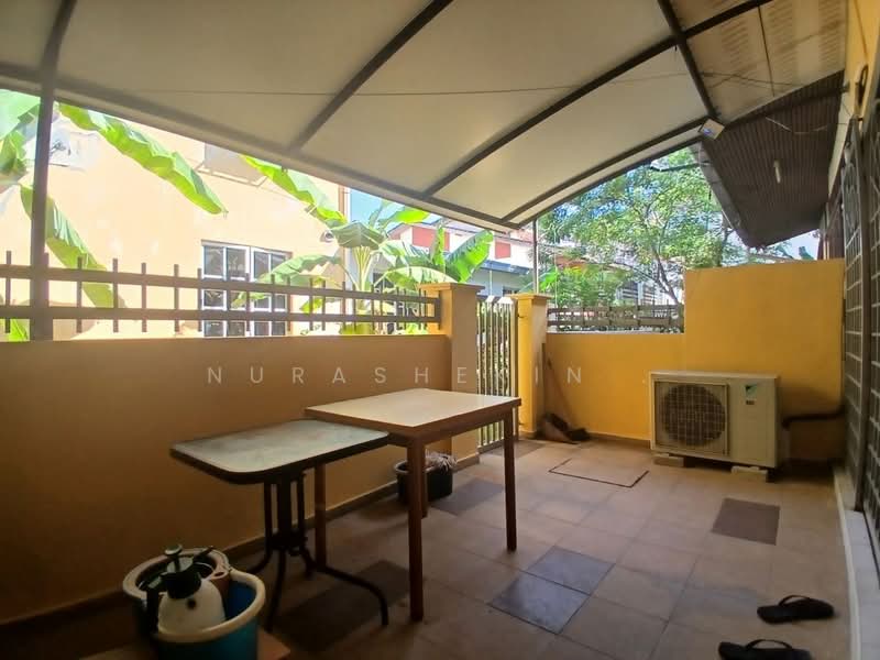 Rumah Teres 1 Tingkat untuk Dijual di Taman Melawati (Ulu Kelang) - Nurashekin . - Balcony - PropertyGuru.com.my