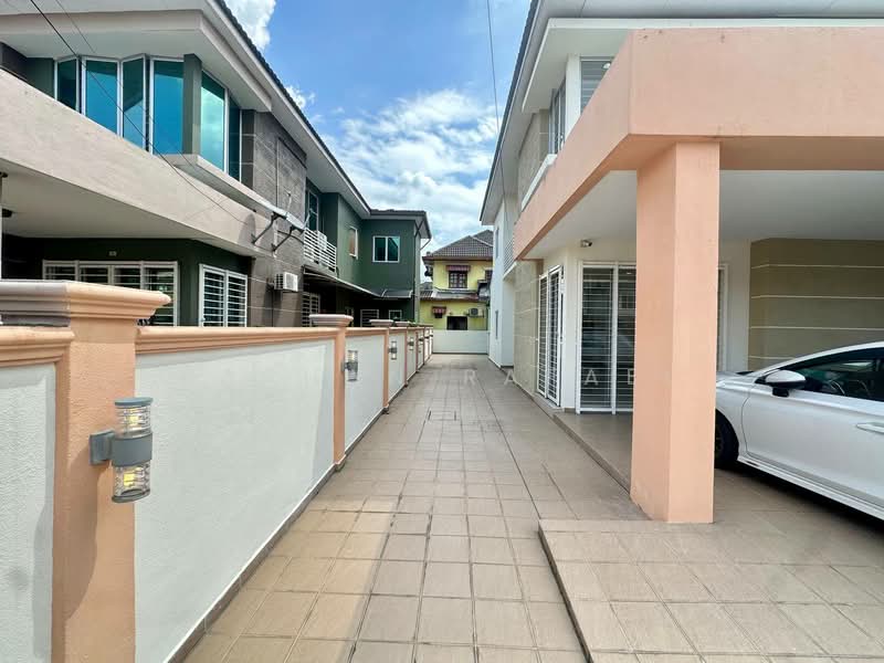 Semi-Detached House for Sale in Bandar Country Homes (Rawang) - Farhan Rafael - Exterior - PropertyGuru.com.my