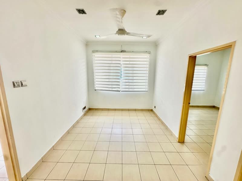 Semi-Detached House for Sale in Bandar Country Homes (Rawang) - Farhan Rafael - Interior - PropertyGuru.com.my