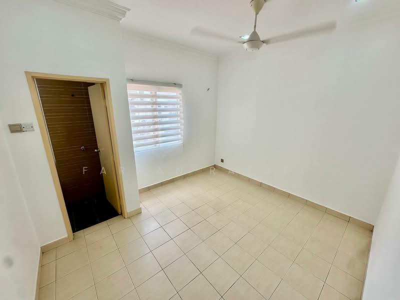 Semi-Detached House for Sale in Bandar Country Homes (Rawang) - Farhan Rafael - Interior - PropertyGuru.com.my