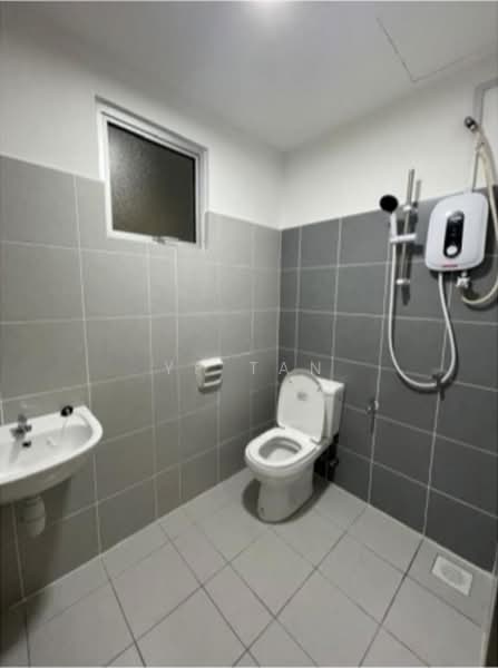 Apartment for Rent at Lily Apartment @ Kuchai Lama - YP Tan - Bathroom - PropertyGuru.com.my
