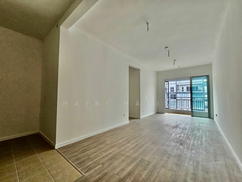 Condominium for Sale at Sanderling Lakefront - Hairi Halim - Living Room - PropertyGuru.com.my