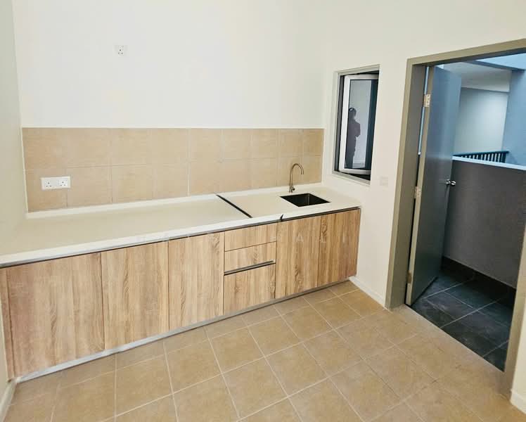 Condominium for Sale at Sanderling Lakefront - Hairi Halim - Kitchen - PropertyGuru.com.my
