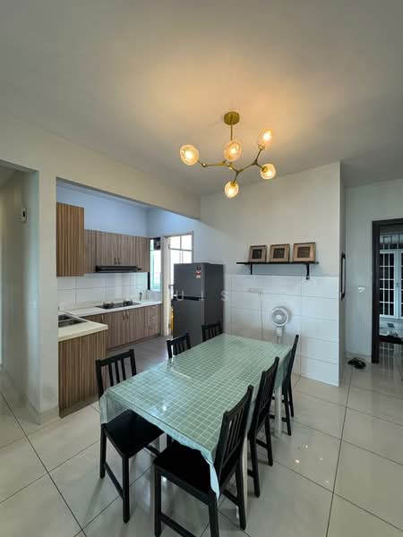 Kondominium untuk Disewa di KM1 West - Louis . - Kitchen - PropertyGuru.com.my