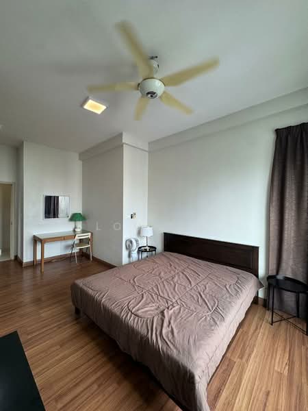 Kondominium untuk Disewa di KM1 West - Louis . - Bedroom - PropertyGuru.com.my