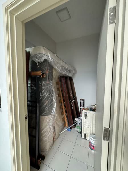 Kondominium untuk Disewa di KM1 West - Louis . - Interior - PropertyGuru.com.my