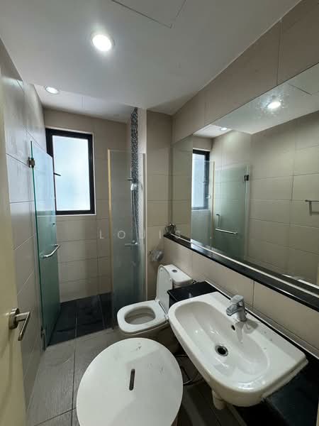 Kondominium untuk Disewa di KM1 West - Louis . - Bathroom - PropertyGuru.com.my