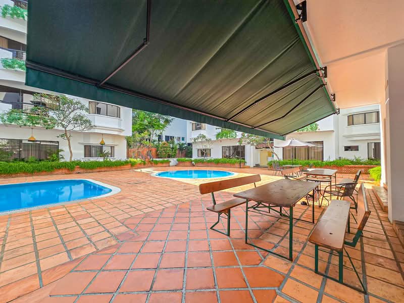 Kondominium untuk Disewa di Wickham Residence - Sandhu . - Poolside - PropertyGuru.com.my