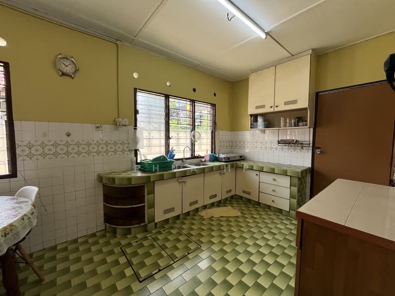 Untuk Dijual - Jalan Sentul