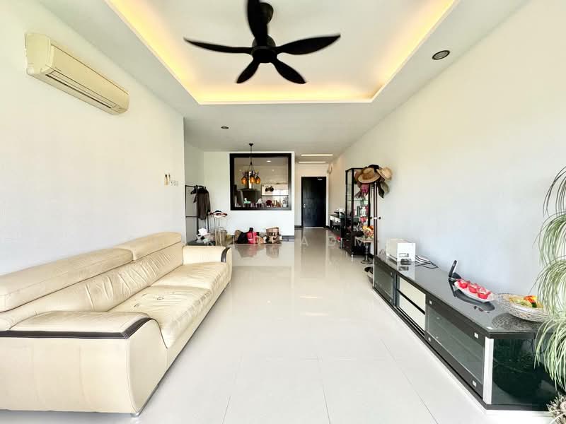 Pangsapuri untuk Dijual di Desa Idaman Residences - Syakir Adman - Living Room - PropertyGuru.com.my