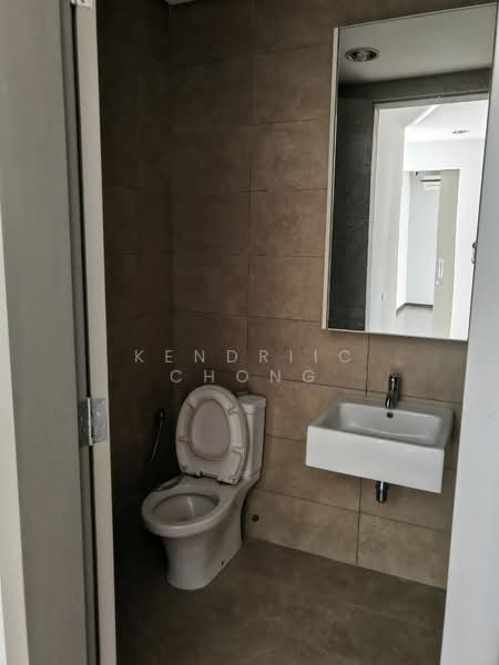 Service Residence for Sale at Twin Arkz - Kendriic Chong - Bathroom - PropertyGuru.com.my