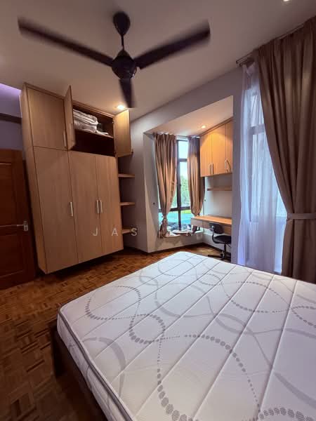 For Rent - Bayshore Apartment