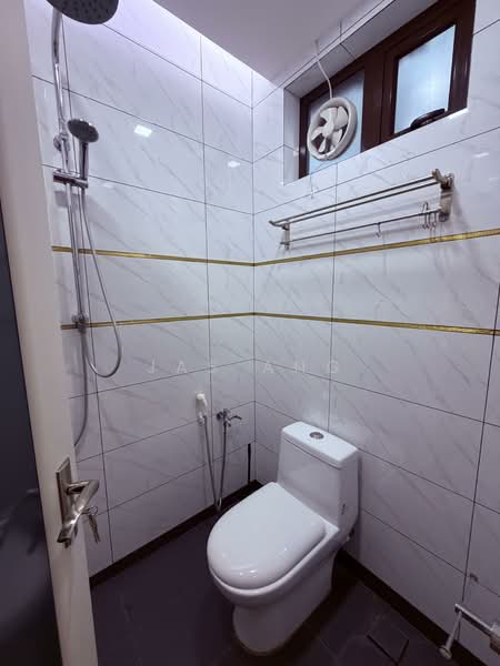 For Rent - Bayshore Apartment