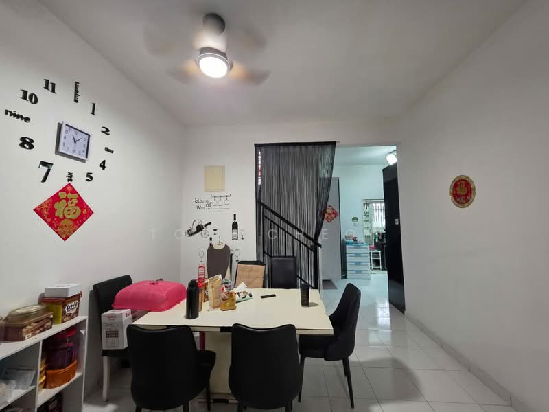 Rumah Teres 2 Tingkat untuk Dijual di Setia Tropika (Johor Bahru) - Tori Cheon - Dining Room - PropertyGuru.com.my