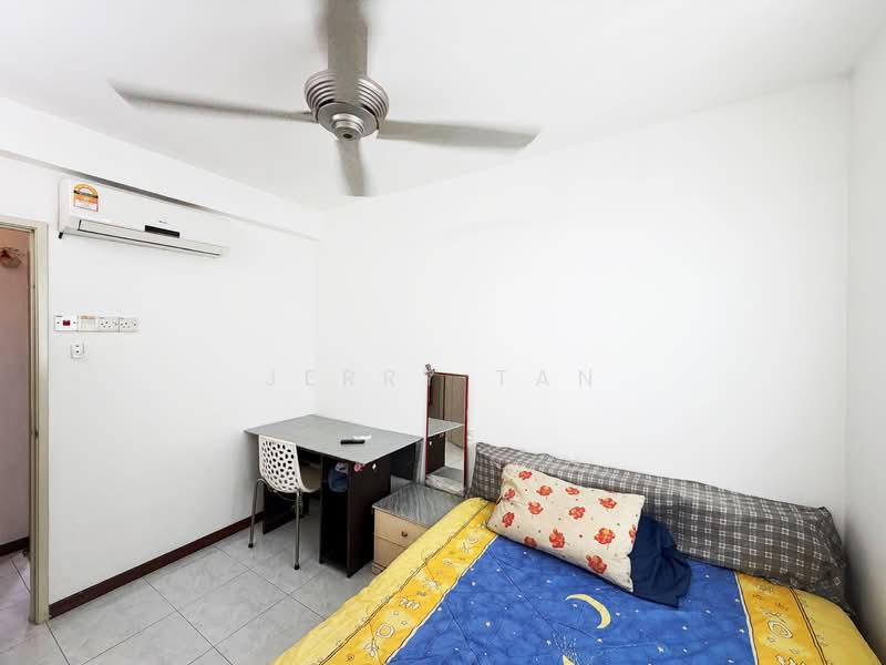 Apartment for Rent at Taman Kheng Tian - Jerry Tan - Bedroom - PropertyGuru.com.my