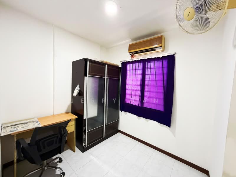 Apartment for Rent at Taman Kheng Tian - Jerry Tan - Bedroom - PropertyGuru.com.my