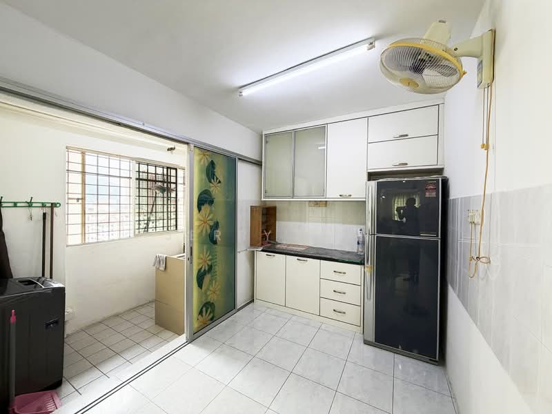Apartment for Rent at Taman Kheng Tian - Jerry Tan - Kitchen - PropertyGuru.com.my