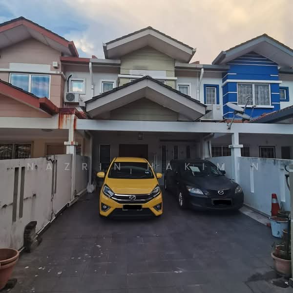 Rumah Teres 2-Tingkat untuk Dijual di Seksyen 23 (Shah Alam) - Nazrin Hakimin - Exterior - PropertyGuru.com.my