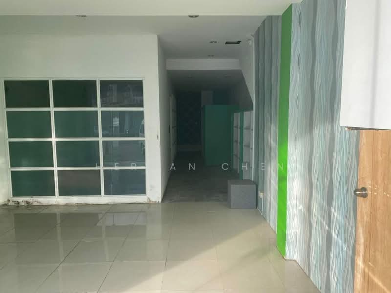 Shop for Sale in Johor Bahru (Johor) - Herman Chen - Interior - PropertyGuru.com.my