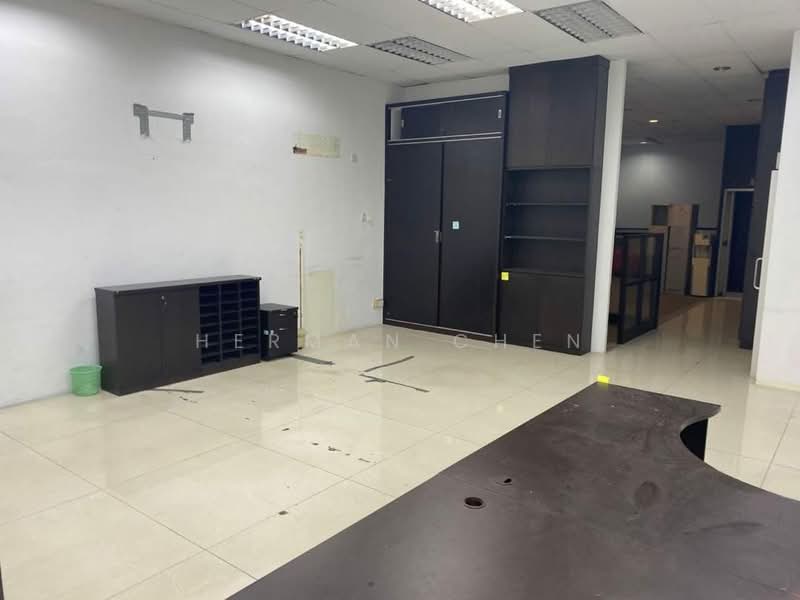 Shop for Sale in Johor Bahru (Johor) - Herman Chen - Interior - PropertyGuru.com.my