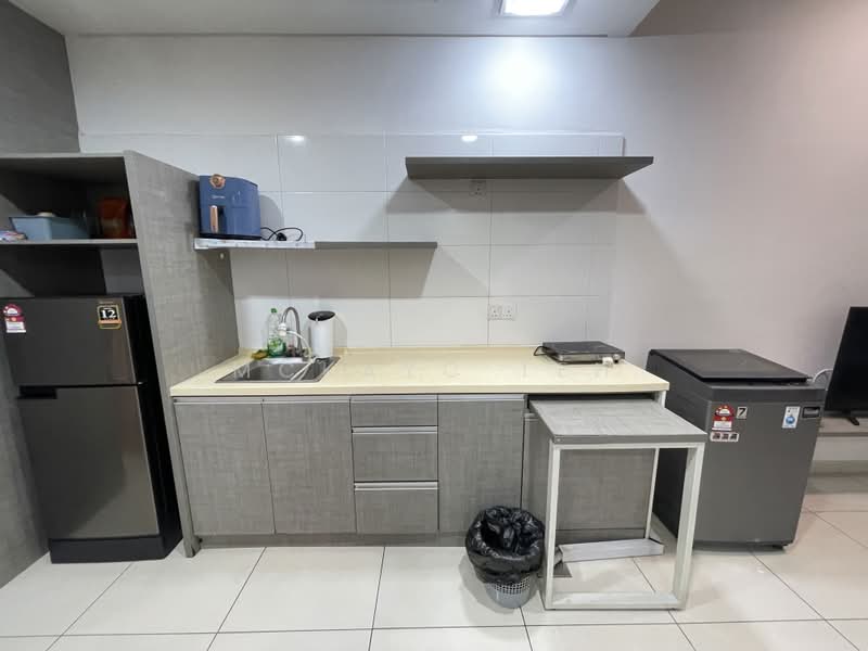 Servis Apartment untuk Disewa di Centrus Soho - MckayC TEH - Kitchen - PropertyGuru.com.my