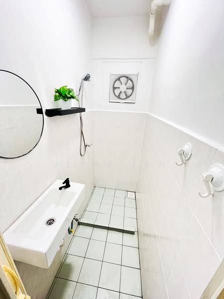 Apartment for Rent at Taman Kheng Tian - Jerry Tan - Bathroom - PropertyGuru.com.my